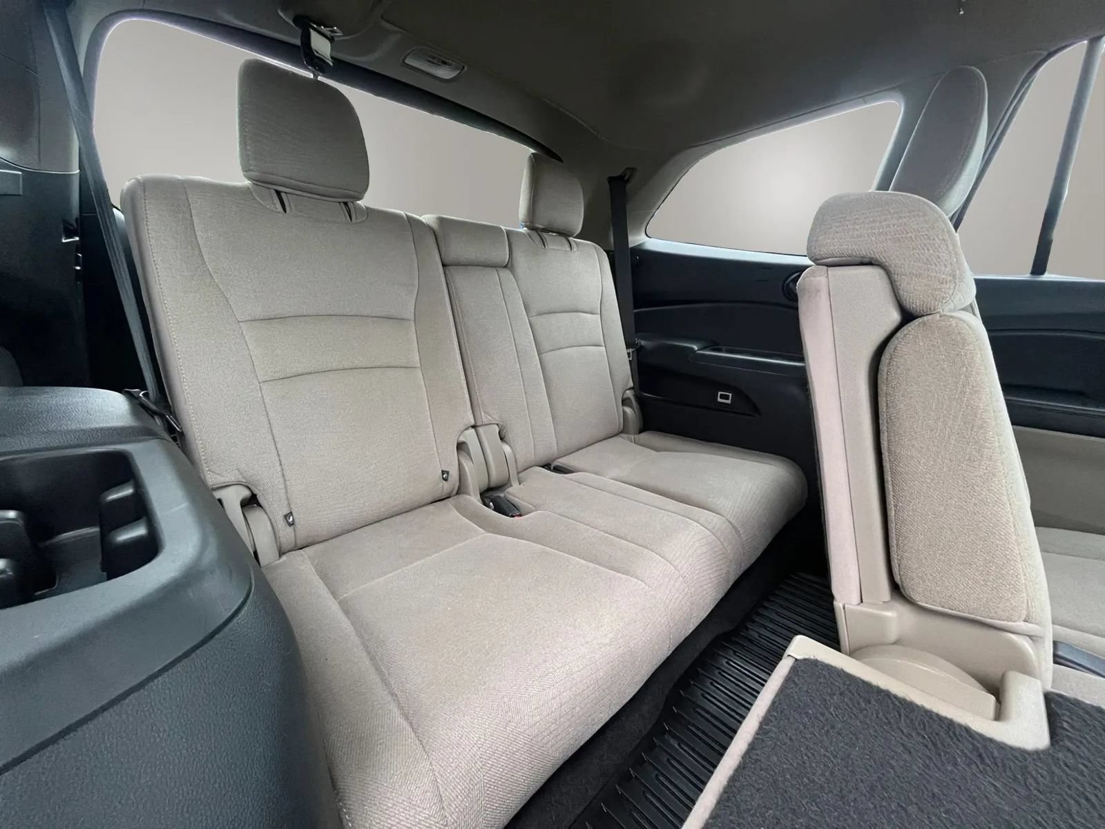 Used 2016 Honda Pilot EX image 23