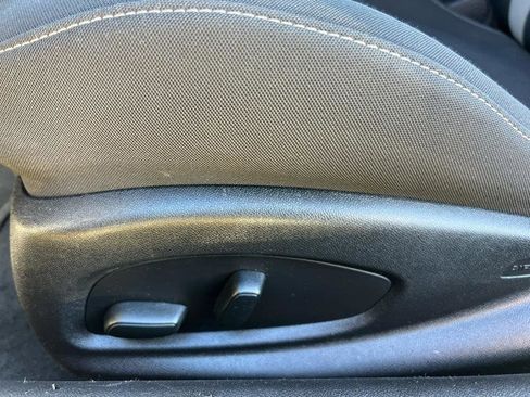 Used 2016 Chevrolet Camaro LT image 12