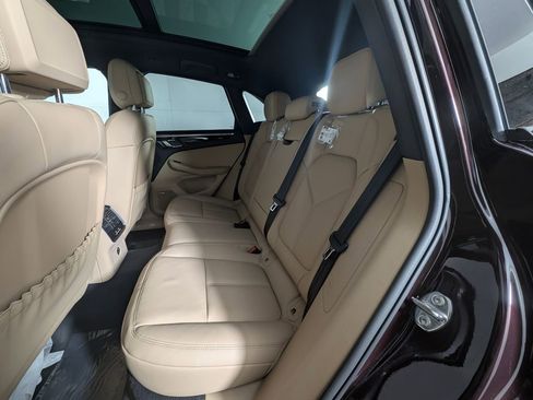 New 2026 Porsche Macan image 24