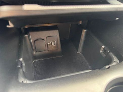 Certified 2025 Ford Explorer ST-Line RWD image 23