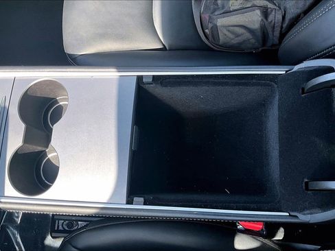 Used 2023 Tesla Model Y Long Range image 16