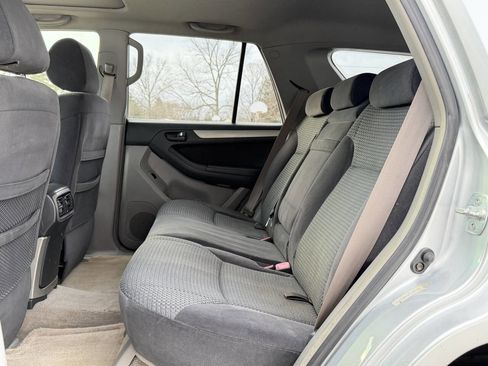 Used 2004 Toyota 4Runner SR5 image 12