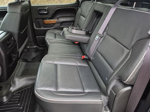 Used 2017 Chevrolet Silverado 1500 High Country image 31