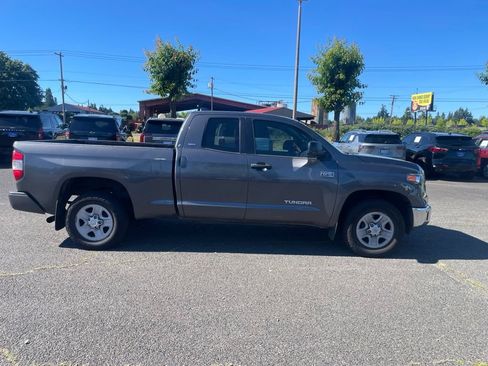 Used 2021 Toyota Tundra SR5 RWD image 4