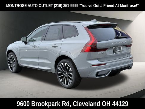New 2026 Volvo XC60 B5 Ultra w/ Protection Package Premier AWD/4WD image 3