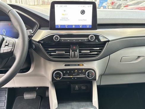 Used 2024 Ford Escape Active image 27