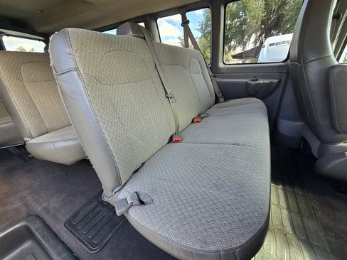 Used 2019 Chevrolet Express 3500 LT w/ LT Preferred Equipment Group image 25