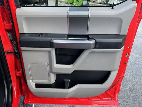 Used 2019 Ford F150 XLT w/ Equipment Group 302A Luxury AWD/4WD image 35