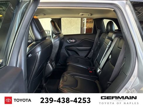 Used 2014 Jeep Cherokee Limited image 18