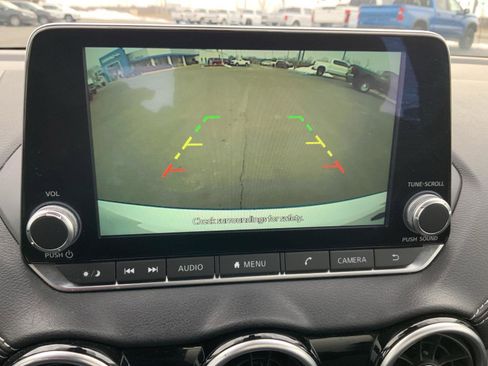 Used 2024 Nissan Sentra SV image 36