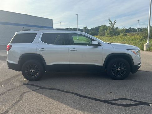 Used 2019 GMC Acadia SLT AWD/4WD image 6