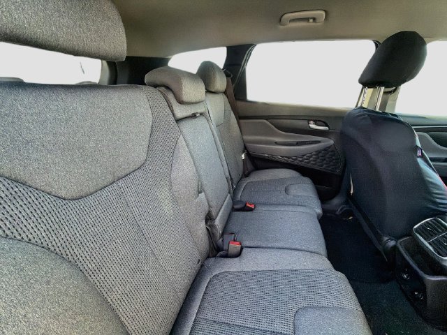Used 2020 Hyundai Santa Fe SE FWD image 25