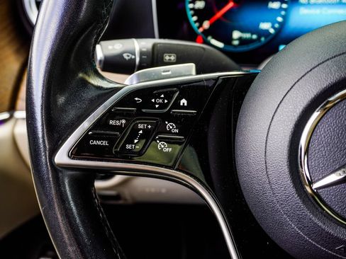 Used 2022 Mercedes-Benz E 350 Sedan image 30