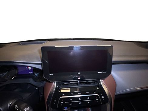 Used 2021 Toyota Venza Limited w/ Advanced Technology Package AWD/4WD image 10