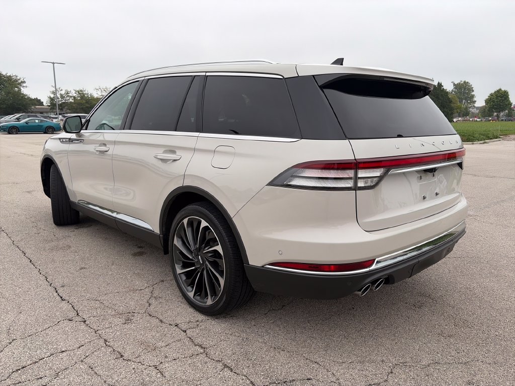 Used 2023 Lincoln Aviator Reserve w/ Equipment Group 201A AWD/4WD image 5