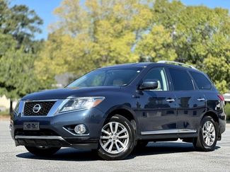 Used 2015 Nissan Pathfinder SL w/ SL Tech Package image 1