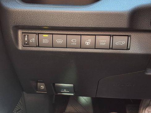 Used 2024 Toyota RAV4 XSE w/ Advanced Technology Package AWD/4WD image 14