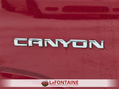 Used 2019 GMC Canyon SLE w/ Elevation Edition image 10