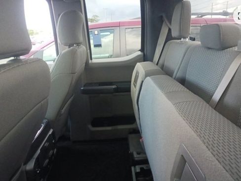 Used 2017 Ford F150 XLT w/ Equipment Group 302A Luxury AWD/4WD image 7