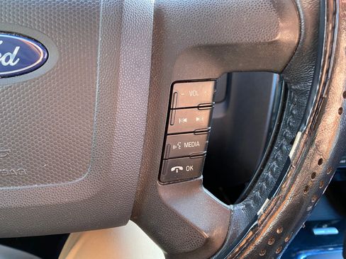 Used 2011 Ford Escape Limited image 15