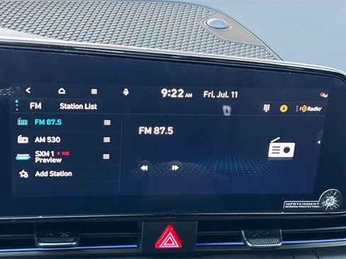 New 2025 Hyundai Elantra SEL image 17