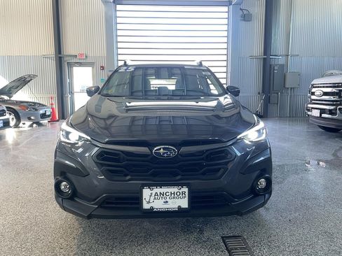 Used 2025 Subaru Crosstrek 2.5i Limited AWD/4WD image 2