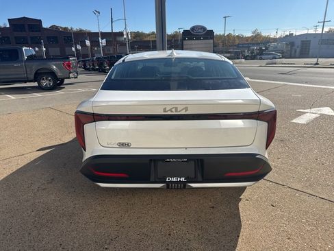 New 2025 Kia K4 LXS image 6
