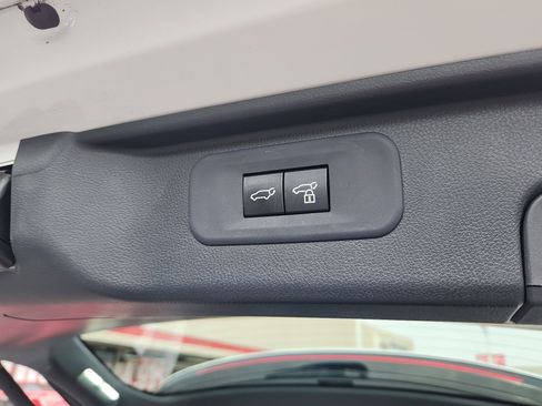 Certified 2024 Toyota Grand Highlander Limited image 32