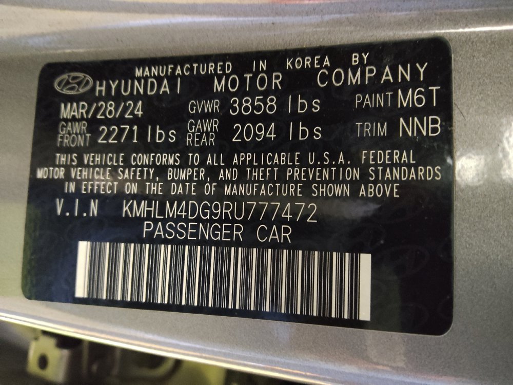 Used 2024 Hyundai Elantra SEL FWD image 33