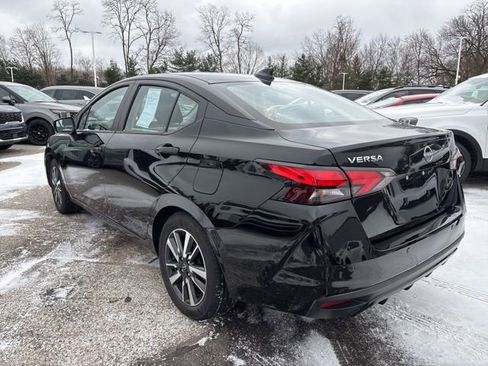 Used 2025 Nissan Versa SV image 7