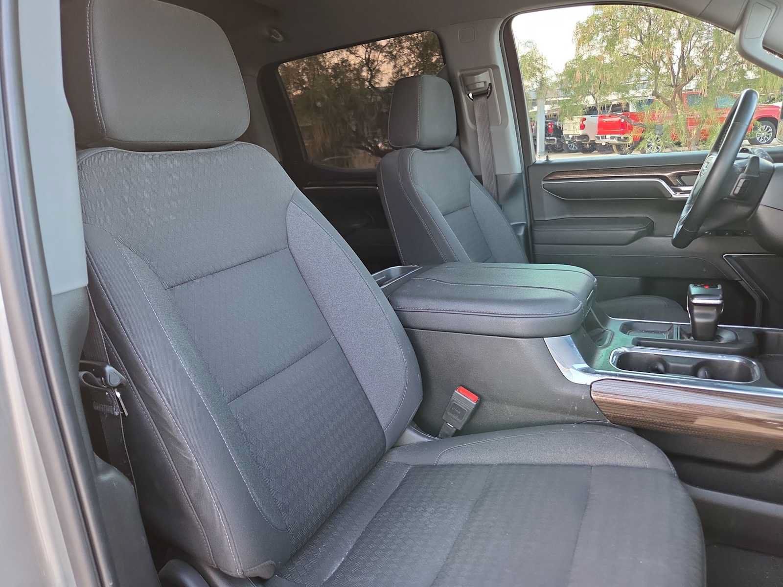Used 2023 Chevrolet Silverado 1500 RST AWD/4WD image 18