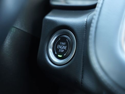 Used 2022 Chevrolet Tahoe Z71 image 15