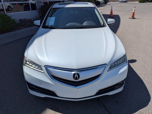 Used 2017 Acura TLX image 7