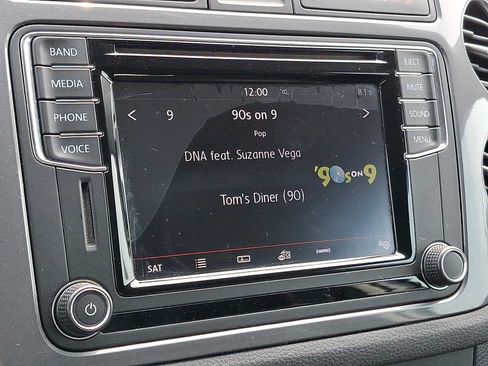 Used 2017 Volkswagen Tiguan S AWD/4WD image 15