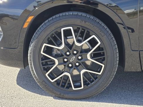 Used 2023 Chevrolet Blazer RS w/ Driver Confidence II Package image 13