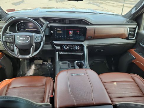 Certified 2024 GMC Sierra 2500 Denali Ultimate w/ Snow Plow Prep/Camper Package image 18