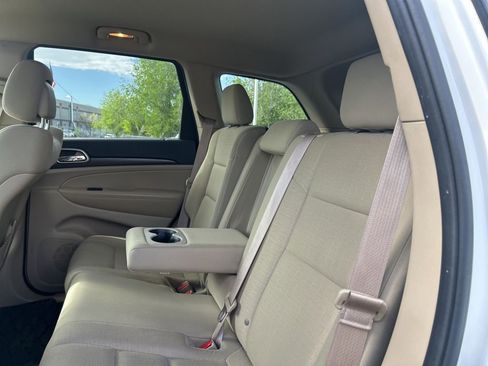 Used 2014 Jeep Grand Cherokee Laredo w/ Quick Order Package 23E image 18