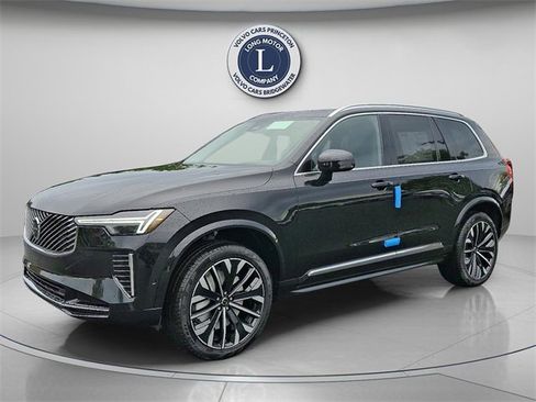 New 2026 Volvo XC90 B6 Ultra image 2