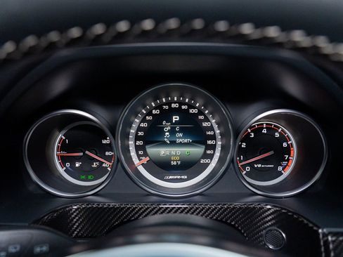 Used 2014 Mercedes-Benz E 63 AMG S-Model w/ Driver Assistance Package image 45