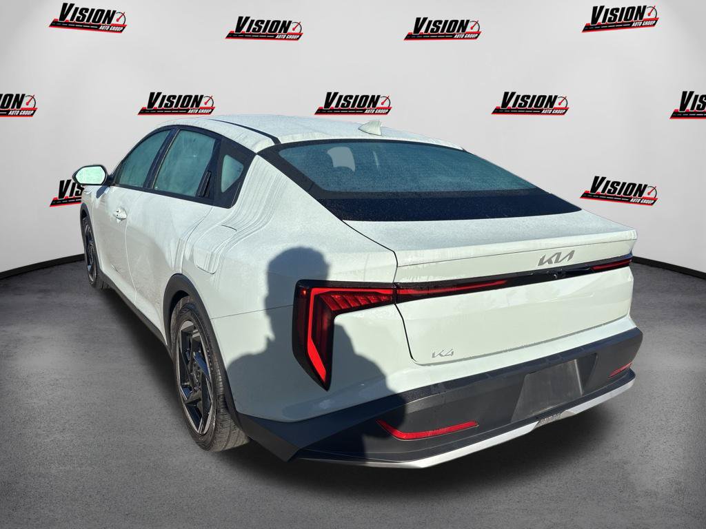 Used 2025 Kia K4 EX FWD image 2