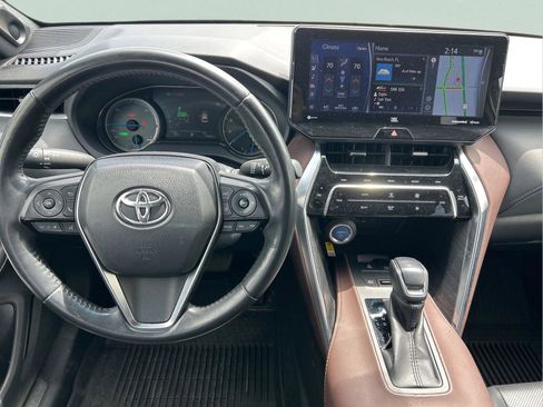 Used 2021 Toyota Venza XLE w/ Softex Package image 23