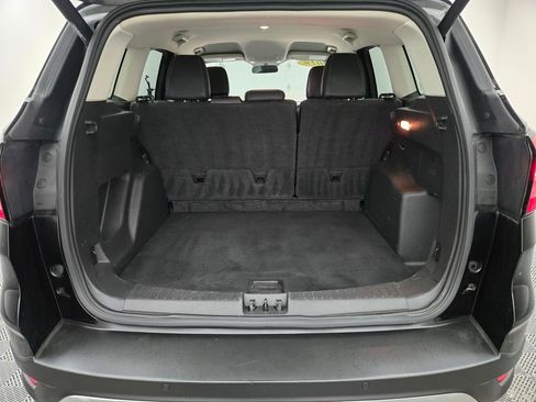 Used 2019 Ford Escape SEL image 10