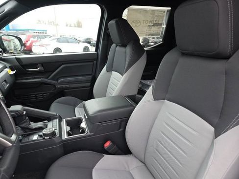 New 2025 Toyota Tacoma TRD Off-Road image 9