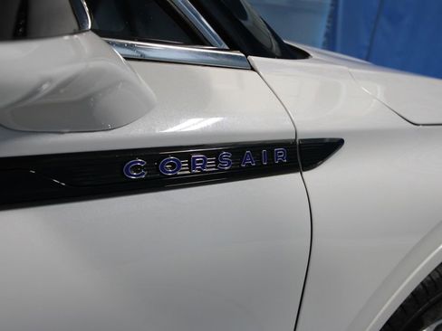 Used 2026 Lincoln Corsair Grand Touring image 37