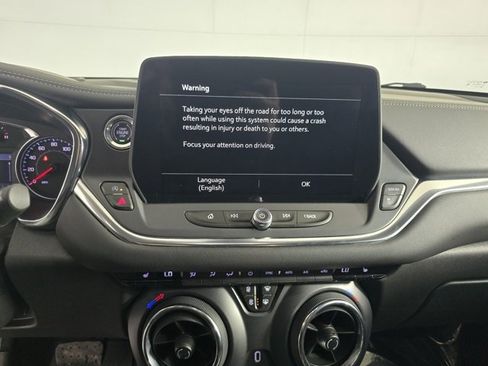 Used 2024 Chevrolet Blazer LT w/ Convenience Package image 12