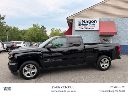 Used 2017 Chevrolet Silverado 1500 Custom w/ Custom Convenience Package AWD/4WD image 3