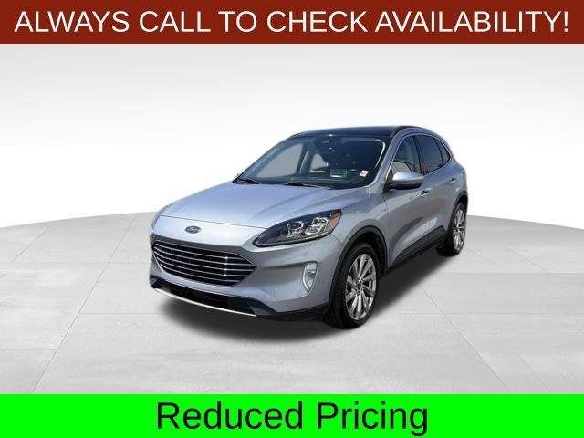 Used 2022 Ford Escape Titanium w/ Titanium Elite Package AWD/4WD image 3