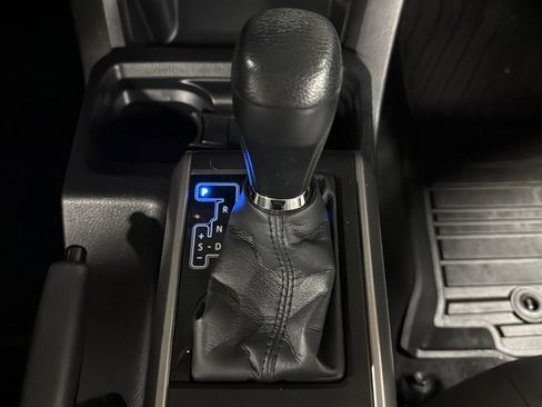 Used 2021 Toyota Tacoma SR5 image 36