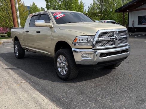 Used 2011 RAM 3500 SLT w/ Protection Group AWD/4WD image 7