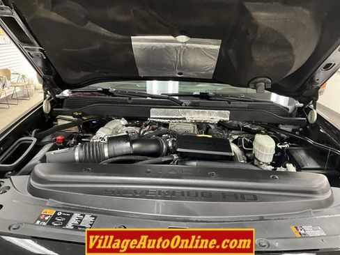 Used 2019 Chevrolet Silverado 2500 LT w/ Midnight Edition image 44